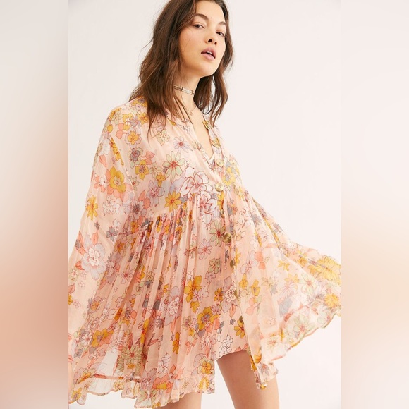 Free People Dresses & Skirts - Free People‎ Floral Everything and More Flowy Tunic Dress | Blush Pink | Small